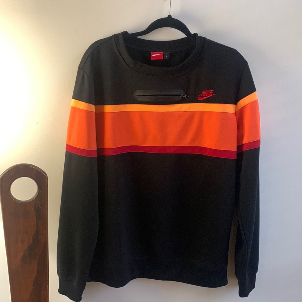 Nike sweatshirt